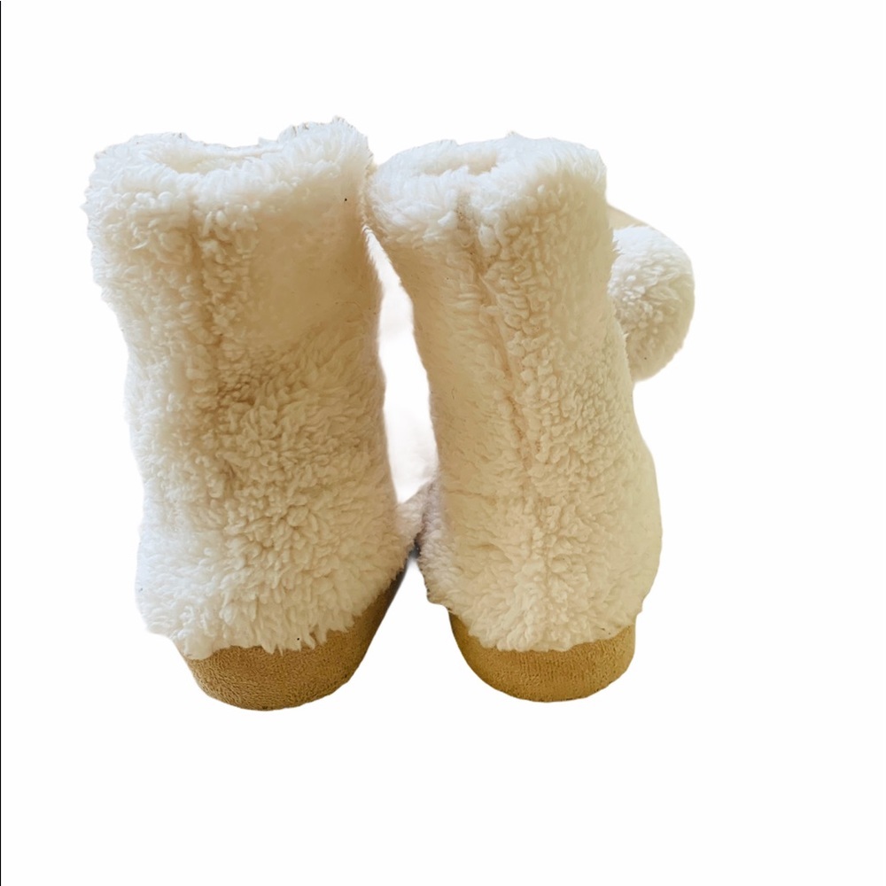 Gymboree Faux Fur Pom Pom Snow Princess Boots - Picture 4 of 9